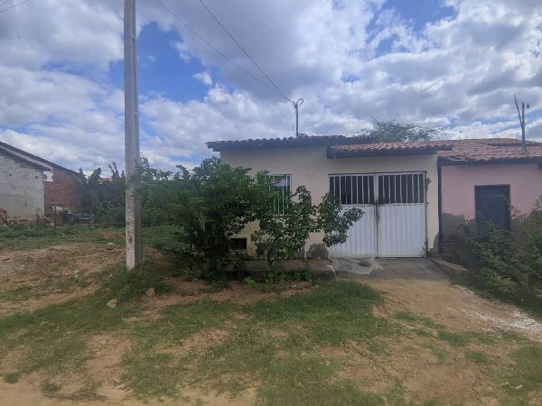 Casa em leilão em Iacu