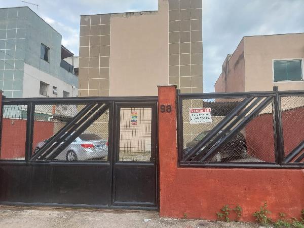 Apartamento em leilão em Esmeraldas