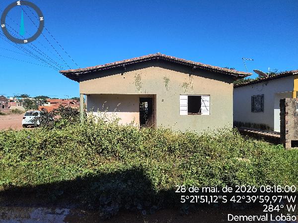 Casa em leilão em Demerval Lobao