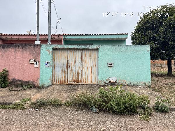Casa em leilão em Santo Antonio Do Descoberto