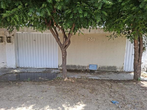 Casa em leilão em Boa Viagem