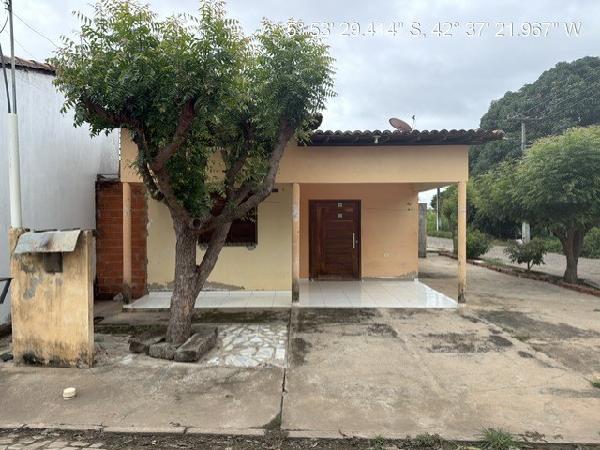 Casa em leilão em Agua Branca