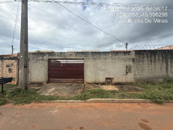Casa em leilão em Brasilandia De Minas