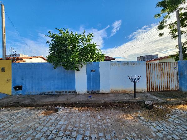 Casa em leilão em Acu