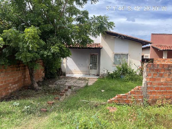 Casa em leilão em Altos