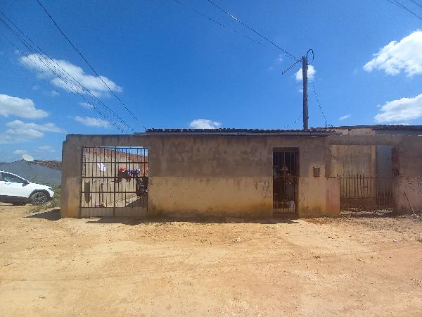 Casa em leilão em Cha De Alegria
