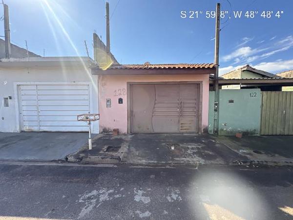 Casa em leilão em Itaju