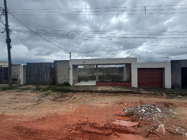 Casa em leilão em Esmeraldas
