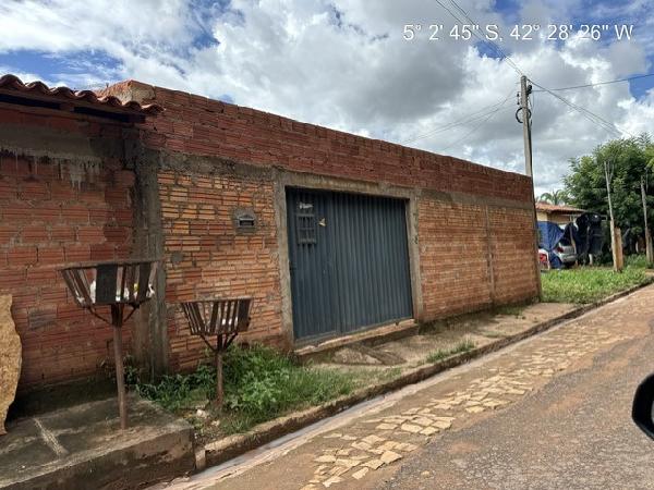 Casa em leilão em Altos