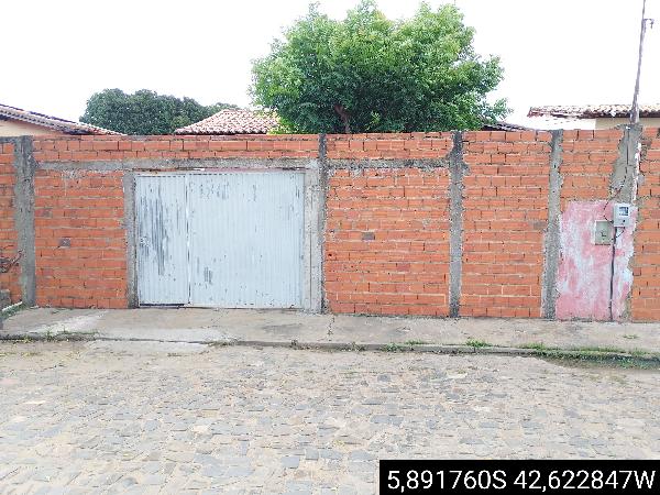 Casa em leilão em Agua Branca
