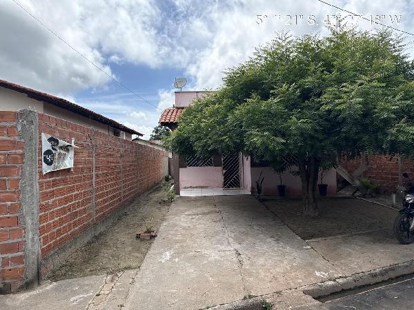 Casa em leilão em Altos