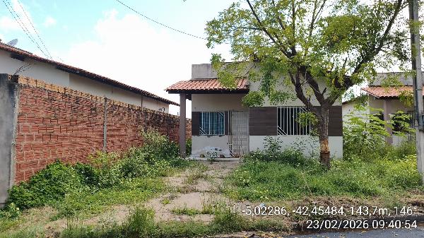 Casa em leilão em Altos