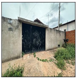 Casa em leilão em Demerval Lobao