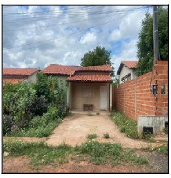 Casa em leilão em Demerval Lobao