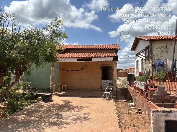 Casa em leilão em Demerval Lobao
