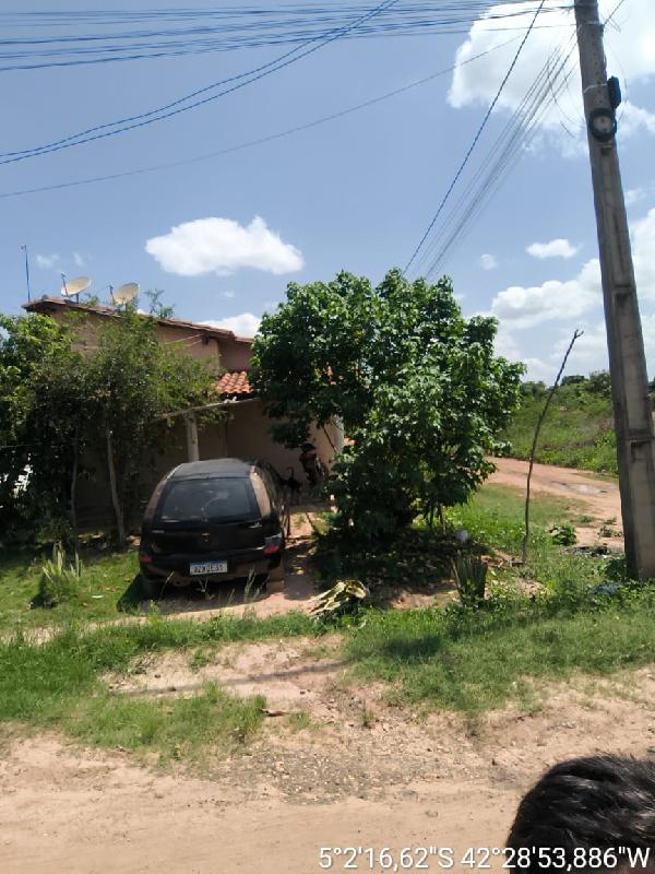 Casa em leilão em Altos