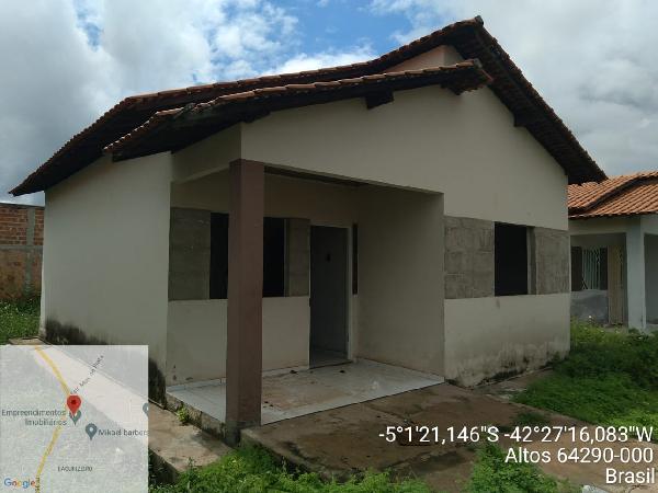 Casa em leilão em Altos