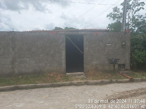 Casa em leilão em Demerval Lobao