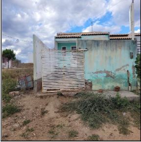 Casa em leilão em Ingazeira