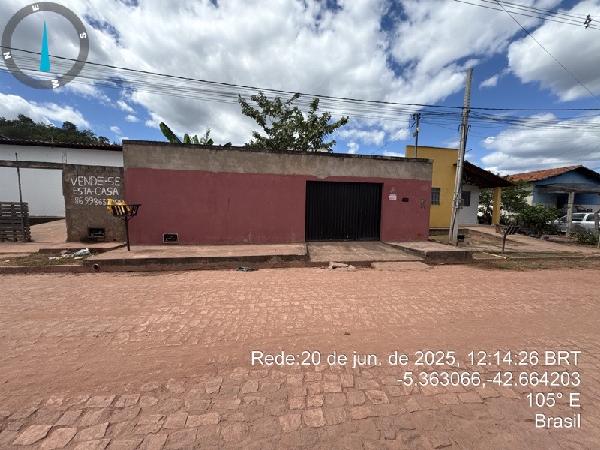 Casa em leilão em Demerval Lobao