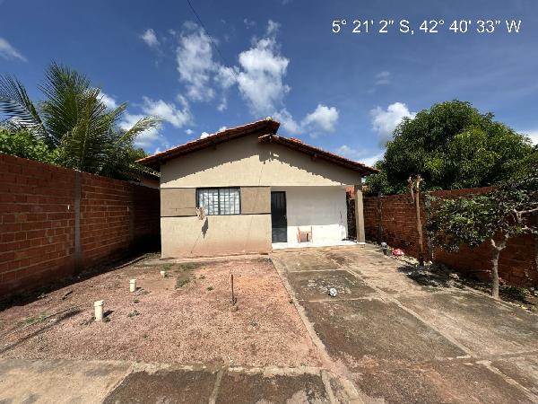 Casa em leilão em Demerval Lobao