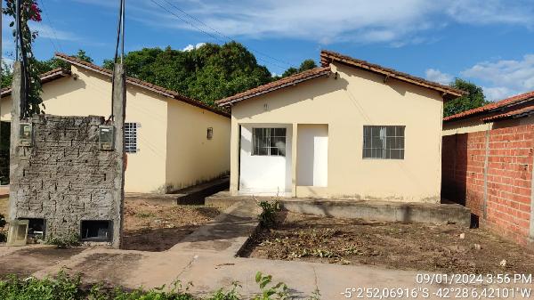 Casa em leilão em Altos