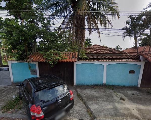 Casa em leilão em Itaguai