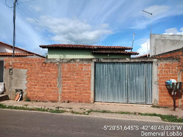 Casa em leilão em Demerval Lobao