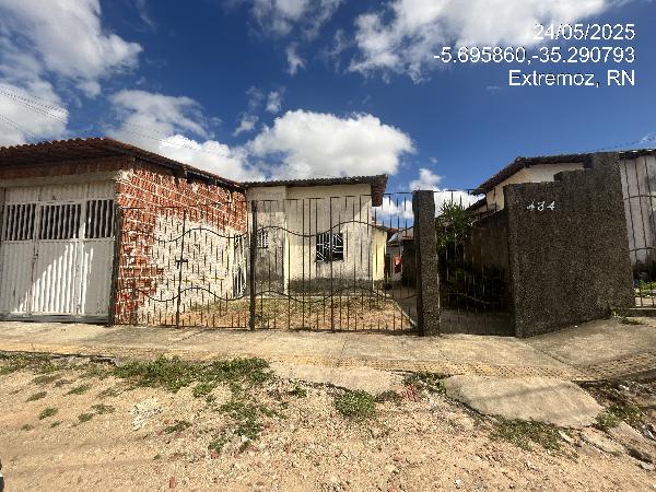 Casa em leilão em Extremoz