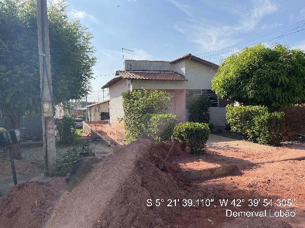 Casa em leilão em Demerval Lobao