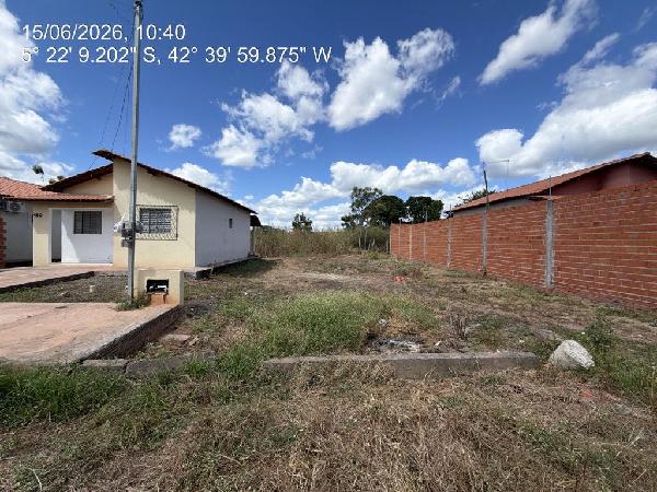 Terreno em leilão em Demerval Lobao