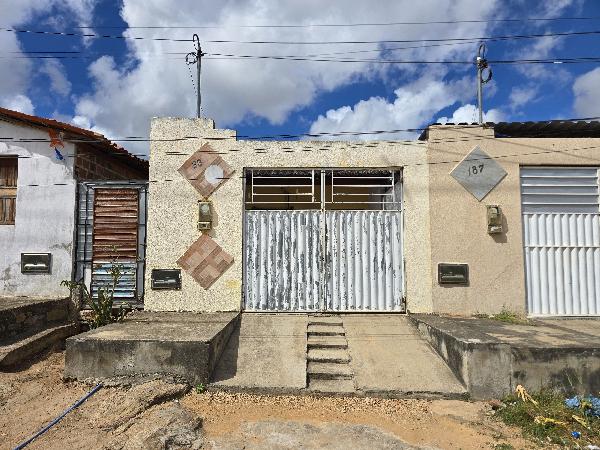Casa em leilão em Iacu