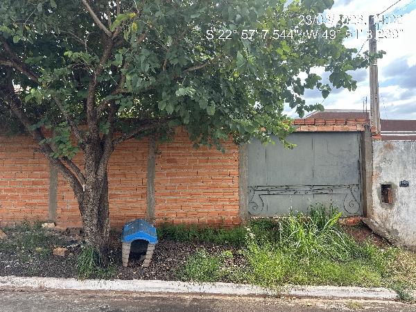 Casa em leilão em Ourinhos