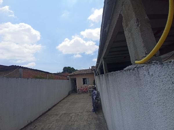 Casa em leilão em Belford Roxo