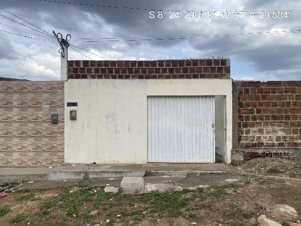 Casa em leilão em Arcoverde