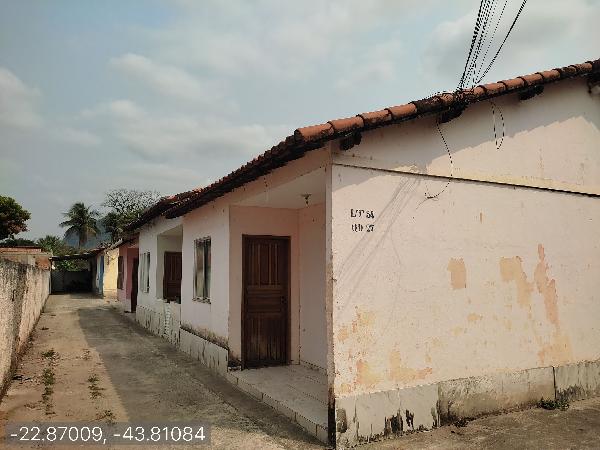 Casa em leilão em Itaguai