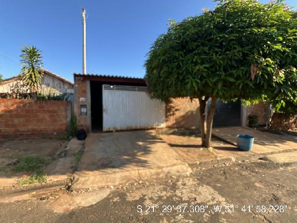 Casa em leilão em Ouro Verde