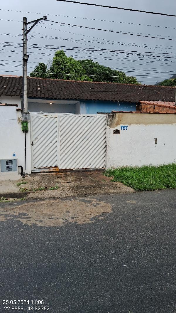 Casa em leilão em Itaguai