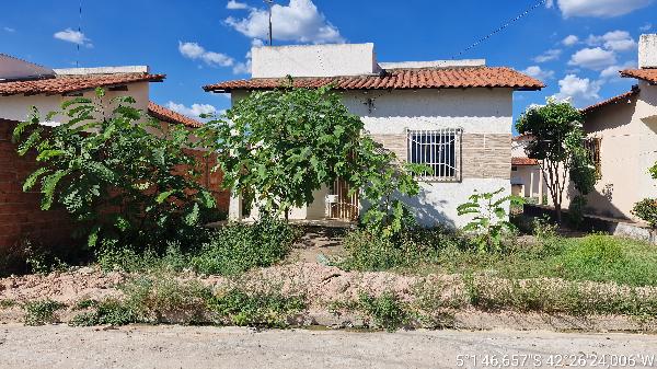 Casa em leilão em Altos