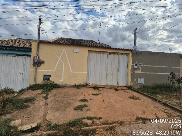 Casa em leilão em Santo Antonio Do Descoberto