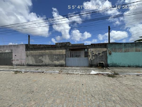 Casa em leilão em Extremoz