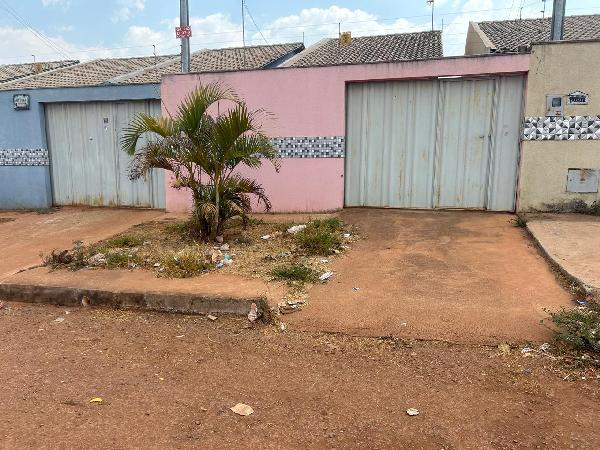 Casa em leilão em Santo Antonio Do Descoberto