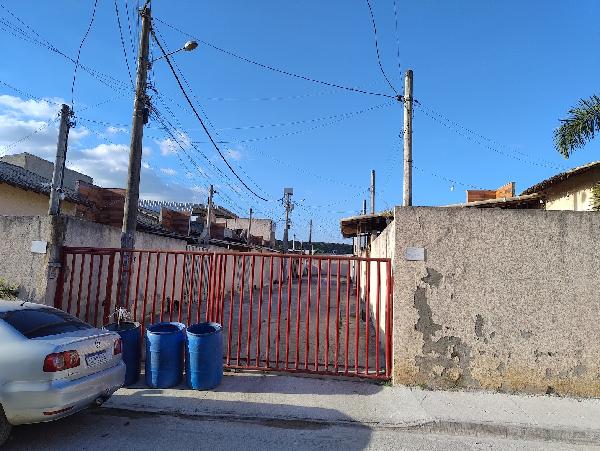 Casa em leilão em Belford Roxo