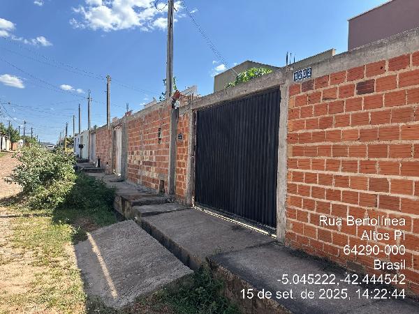 Casa em leilão em Altos