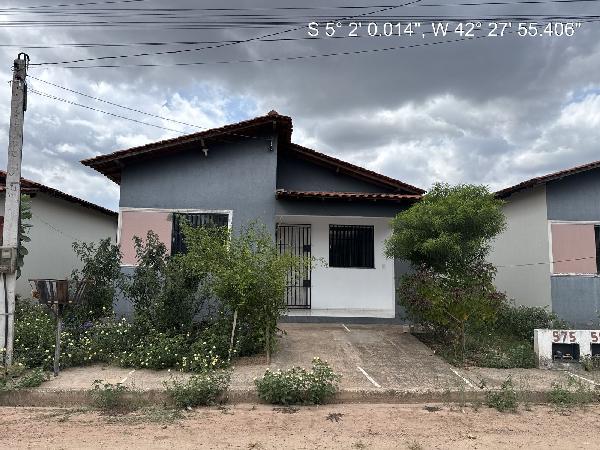 Casa em leilão em Altos