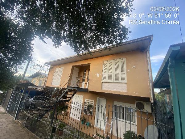 Apartamento em leilão em Serafina Correa