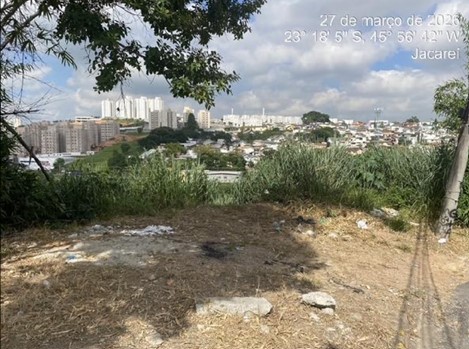 Terreno em leilão em Jacarei