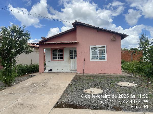 Casa em leilão em Altos