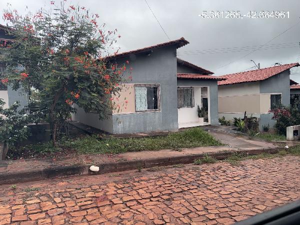 Casa em leilão em Demerval Lobao