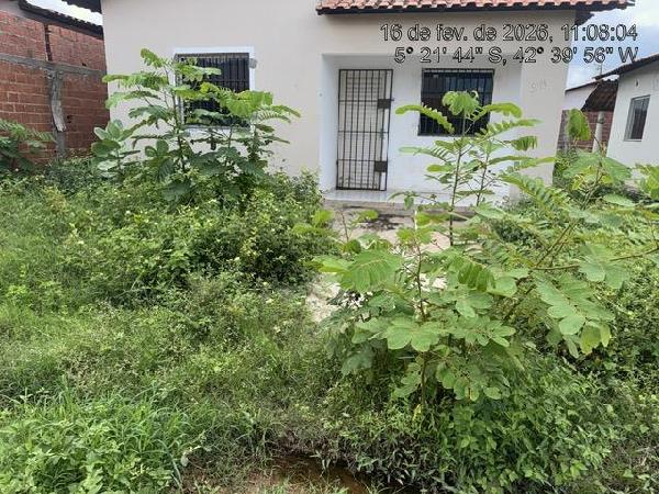 Casa em leilão em Demerval Lobao